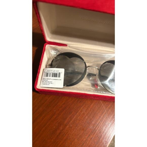 Carolina Herrera 57MM Round Heart Shape Sunglasses Gold - Picture 8 of 9